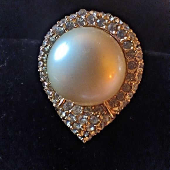 Vintage Ciner Earrings Gold Pearl Tear Drop Clip On Rhinestones Large - Picture 4 of 9